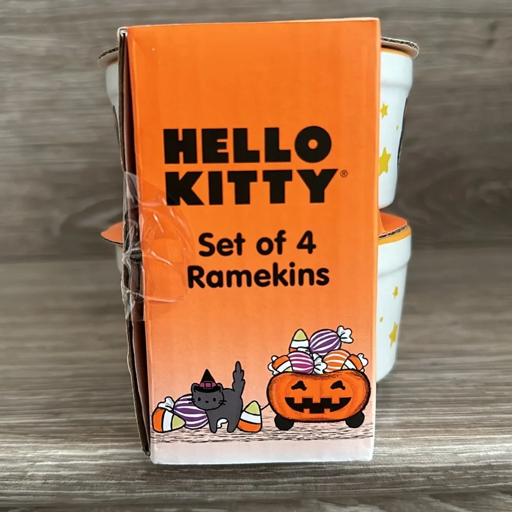 🆕 Hello Kitty Halloween Ramekins Set of